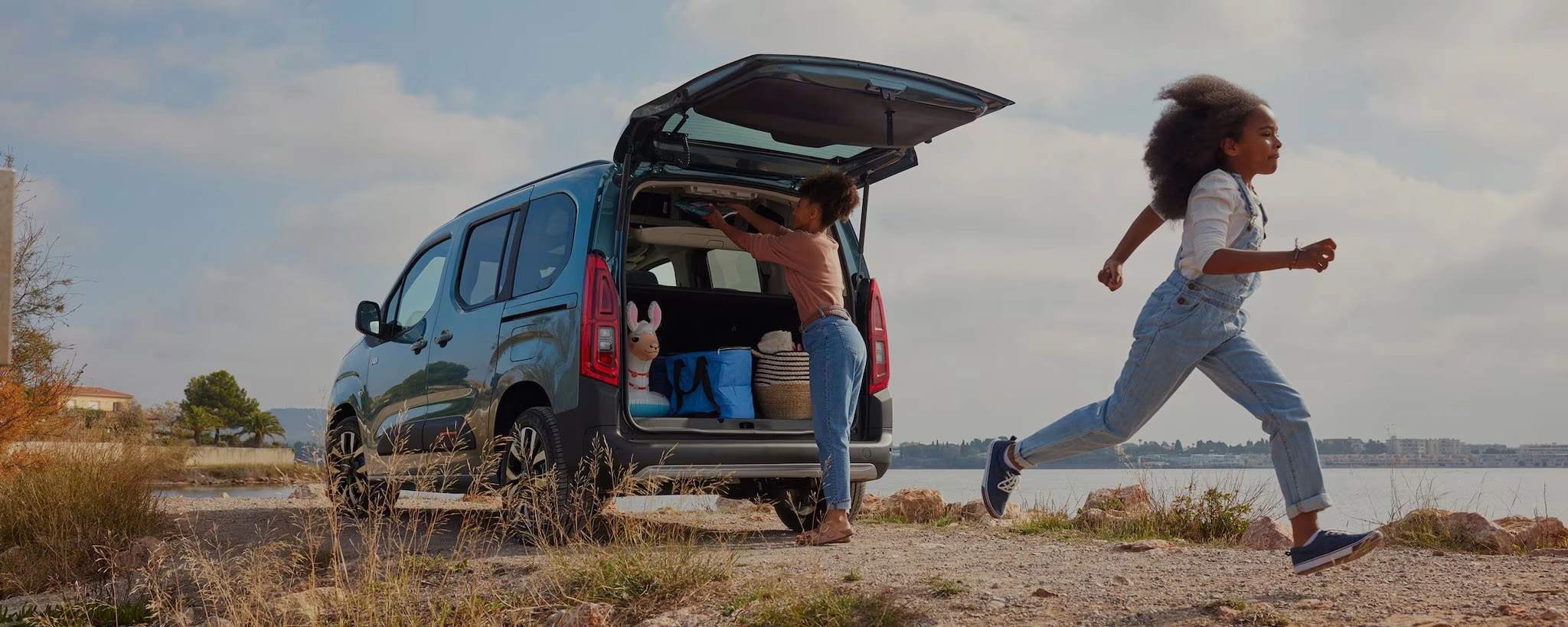 header_berlingo_multispace_oscuro